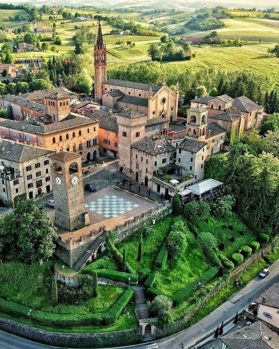 Castelvetro di Modena - Foto di Irmo Pradelli.