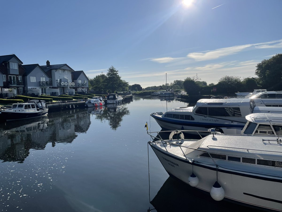 jim1902adams's tweet photo. Good morning #Loddon #Norfolk https://t.co/STvb75yY3J