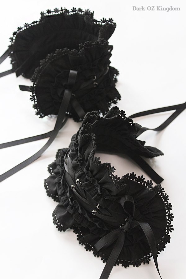 darkozkingdom's tweet photo. 안녕하세요. 다크오즈킹덤입니다.
프릴카라 레이스업 블라우스(소량주문)와 블러드 로즈 리본핀, 베이직 스트라이프 드로워즈, 레이스업 헤드드레스가 업데이트 되었습���다.
🖤판매는 오늘(24일)밤 10시에 오픈됩니다🖤 https://t.co/ORPH7lxkW6 https://t.co/SMXpqzsw50