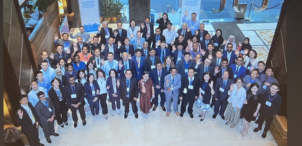 The National Ozone Officers to the #MontrealProtocol from the South Asia and South East Asia networks met with energy efficiency counterparts to discuss the energy efficiency aspects of the #KigaliAmendment implementation, 20-21 May, Guangzhou, China. Now that's #ClimateAction 🌿