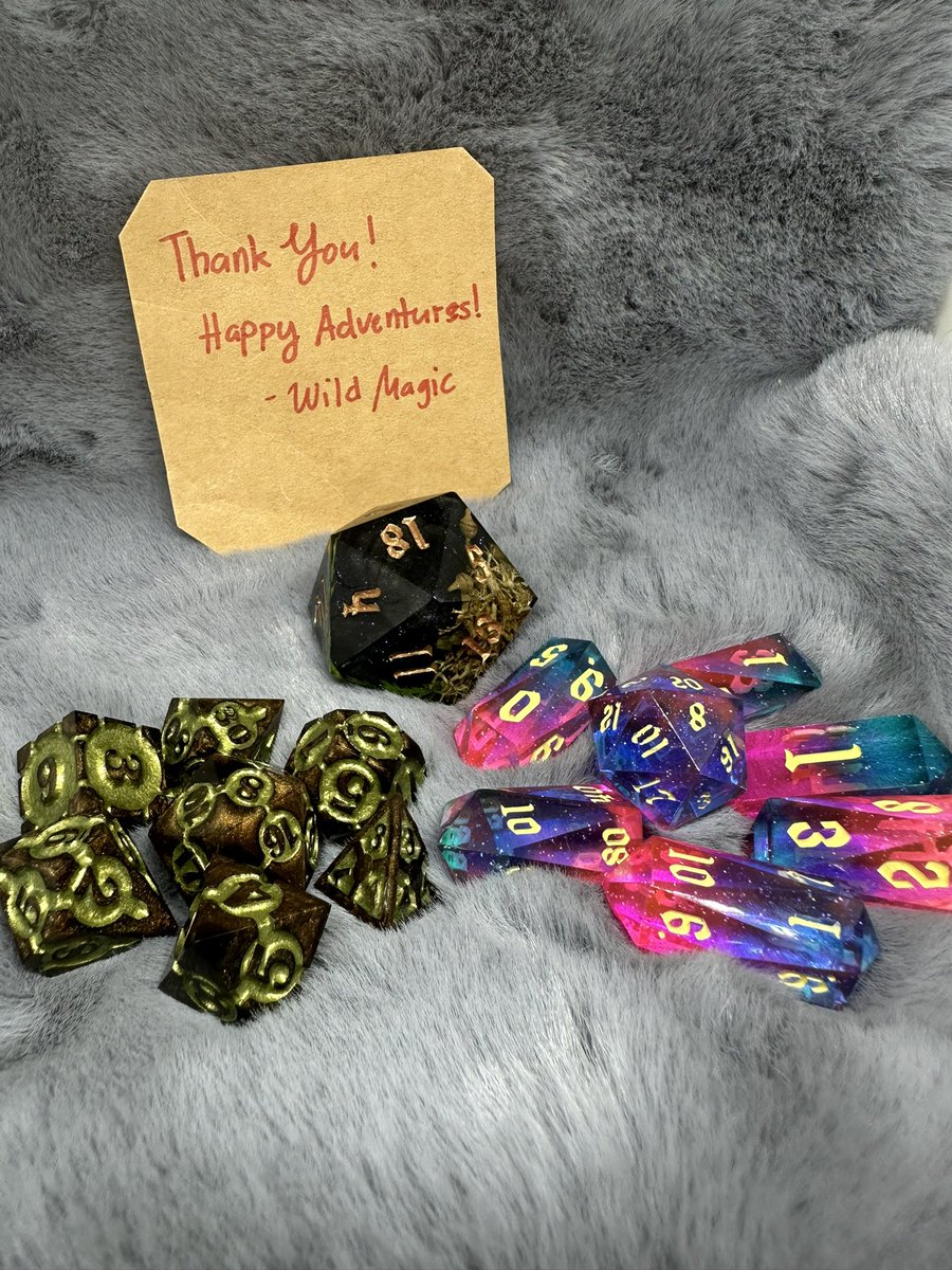 jcsflo's tweet image. New dice from @WildMagicPH !