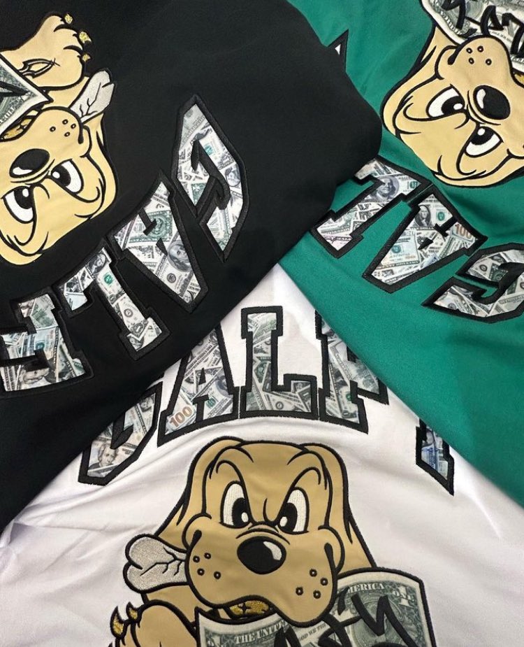il4lnx's tweet photo. 今このTシャツ狙ってるꉂ🤭 https://t.co/e7yKAjZqeA
