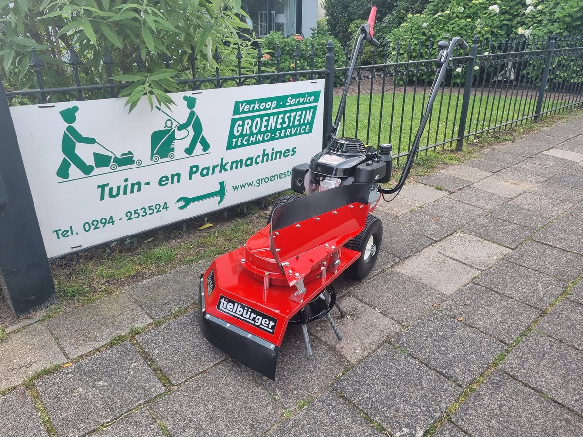 Groenesteintsnl's tweet photo. De Tielbürger onkruidborstelmachine TW50S heeft een werkbreedte van 50 cm. De onkruidmachine is voorzien van een in hoogte verstelbare stuurboom (tussen 80 en 115 cm) zodat u een prettige houding heeft bij de bediening.
https://t.co/LTdNdR7mGf
#Onkruidborstel #Nederhorstdenberg https://t.co/wMLYehpvOU