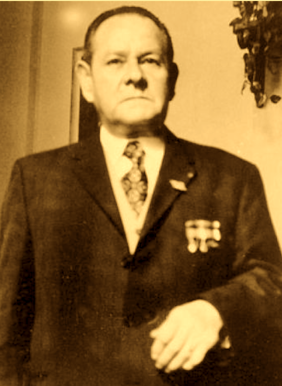 paroles_la's tweet photo. 24 mai 1944. Rennes. Il est pris. Un sous-officier de carrière. Agent secret de Londres. Et un roc. Malgré 3 jours de tortures effroyables,il ne dit mot. Le corps brisé, de peu sauvé de l'exécution par Overlord, il survivra encore à la déportation et à un naufrage. Gustave Barlot https://t.co/WjxPlTARCl