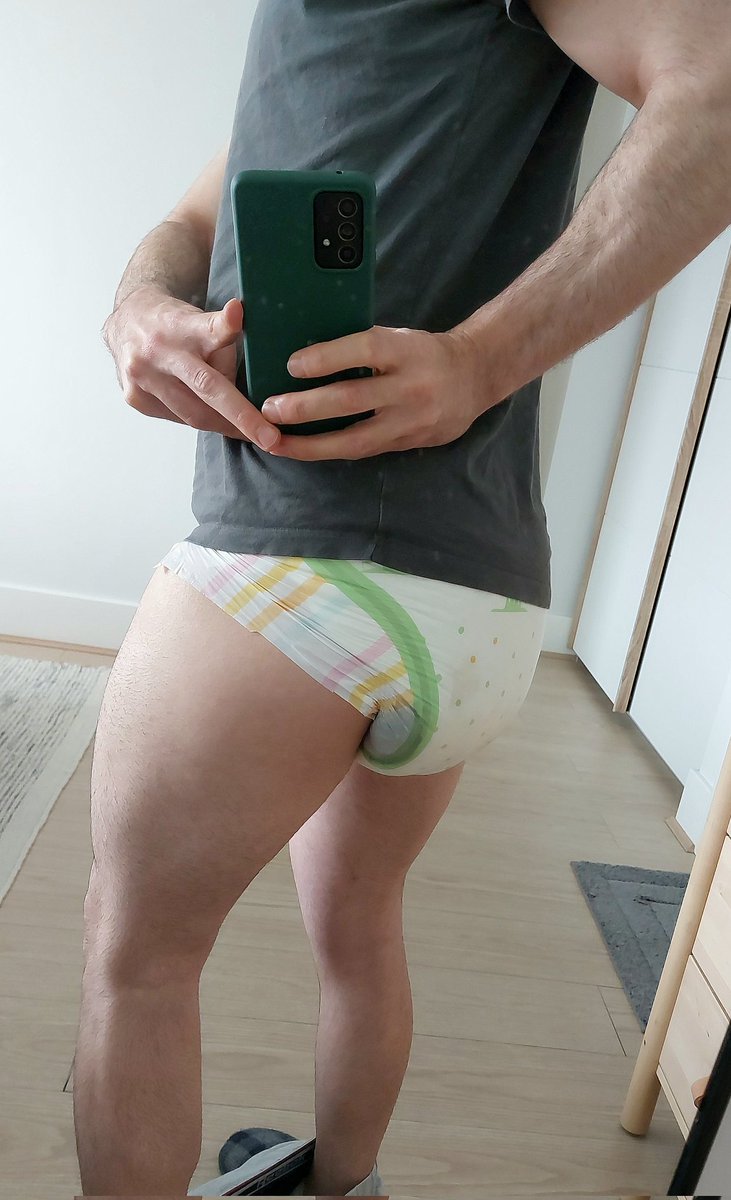 Oreodl_30's tweet photo. Things that weren't allowed on Padded Social 😉 https://t.co/nbZ1hLeve2