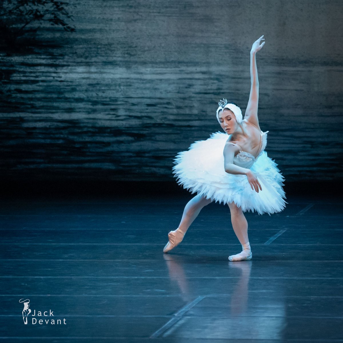 Youngseo Ko as Odette in the Swan Lake. Choreo Natalia Makarova The Norwegian Opera and Ballet. Shot in Oslo 2024.

#YoungseoKo #Ballerina #Swan #WhiteSwan #Odette #SwanLake #NataliaMakarova #NorwegianOperaandBallet #Oslo