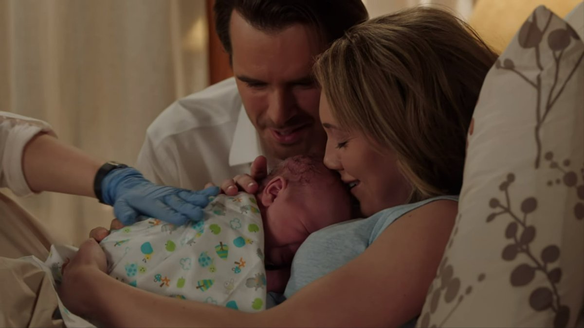 This was the family I fell in love with in @HeartlandOnCBC ...Ty @GrahamWardle and Amy @Amber_Marshall and the little Lyndy #SpencerTwins🥰 The best canadian 🇨🇦 tv couple I´d ever seen 😍 The heart ♥ of Heartland ♥♥♥ #iloveTyandAmy #ilovefamilyBorden #iloveheartland