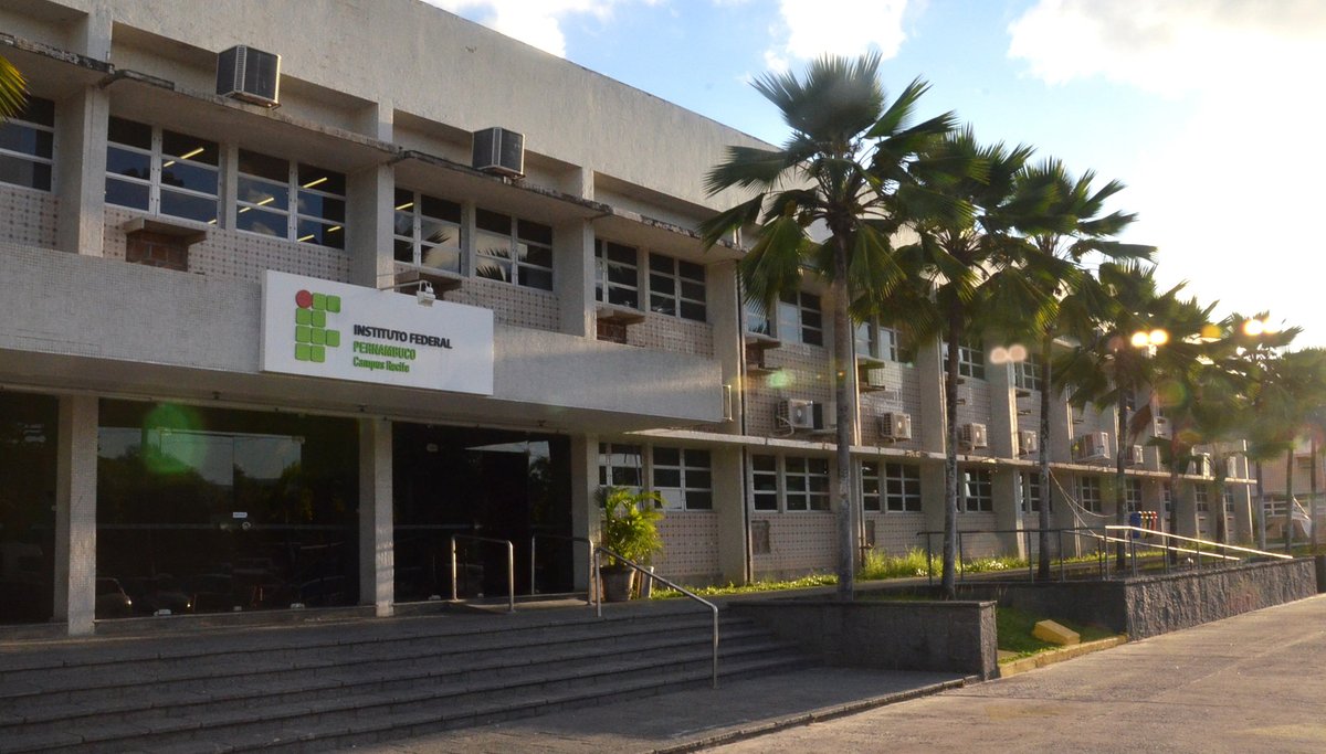 RedeRNP (@rede_rnp) on Twitter photo O Conecta Rede, parceria entre a Secretaria de Educação Profissional e Tecnológica do <a href="/min_educacao/">Ministério da Educação | MEC</a> e a RNP, tem reduzido as incertezas das instituições da Rede Federal de Educação Profissional, Científica e Tecnológica.
Saiba mais: bit.ly/3yATGsP O Conecta Rede, parceria entre a Secretaria de Educação Profissional e Tecnológica do <a href="/min_educacao/">Ministério da Educação | MEC</a> e a RNP, tem reduzido as incertezas das instituições da Rede Federal de Educação Profissional, Científica e Tecnológica.
Saiba mais: bit.ly/3yATGsP