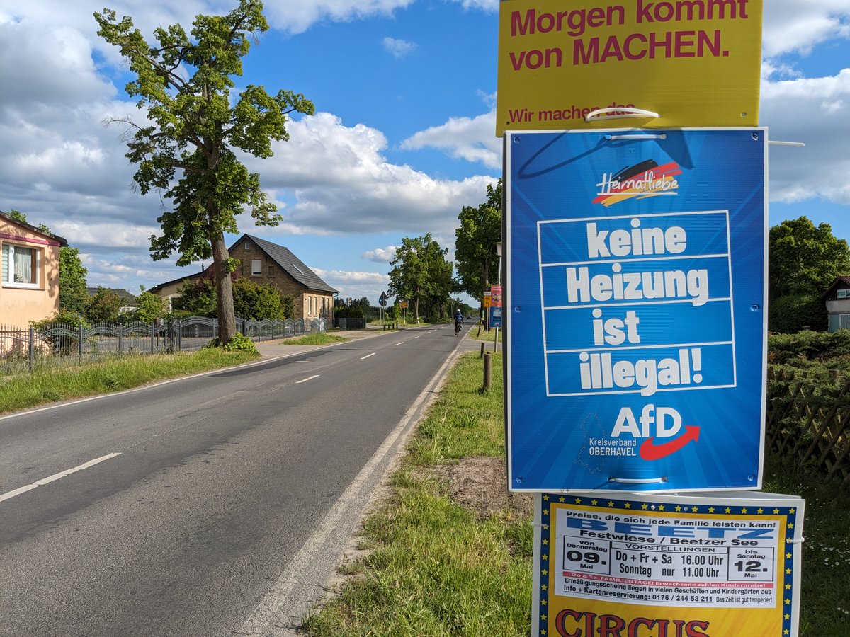 Populist AfD “sand in the gears” of German climate efforts 'Above all, the AfD can influence the discourse,' says @ManesWeissk cleanenergywire.org/news/populist-… #EUelection2024 #populism