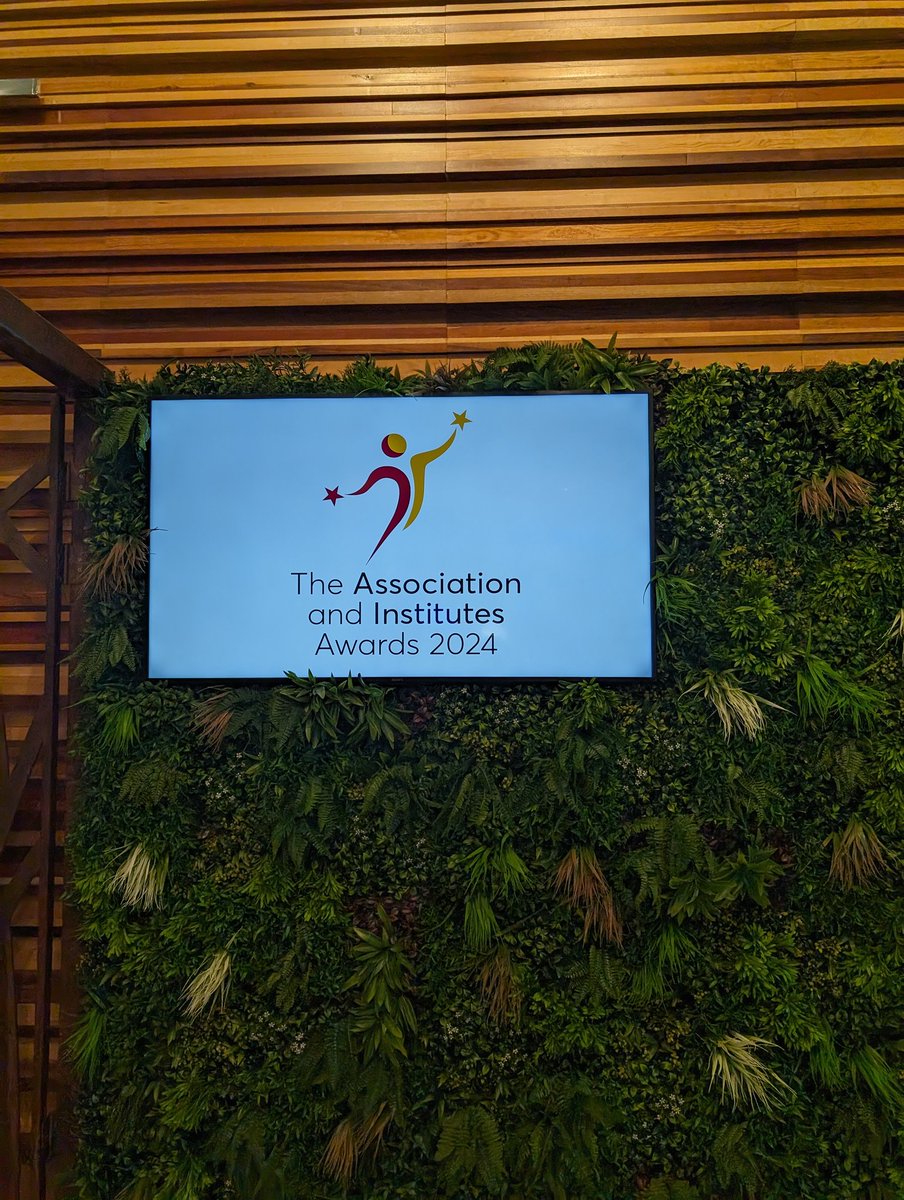 NathanCardy's tweet photo. A fantastic evening at last night's @AIAwardsIreland event. Acknowledgement of the incredible work that @_ISCP_ are doing through powerful members, staff and board: Winner of Best Association of the Year. Congratulations to all involved! https://t.co/lV3v3YfvxT