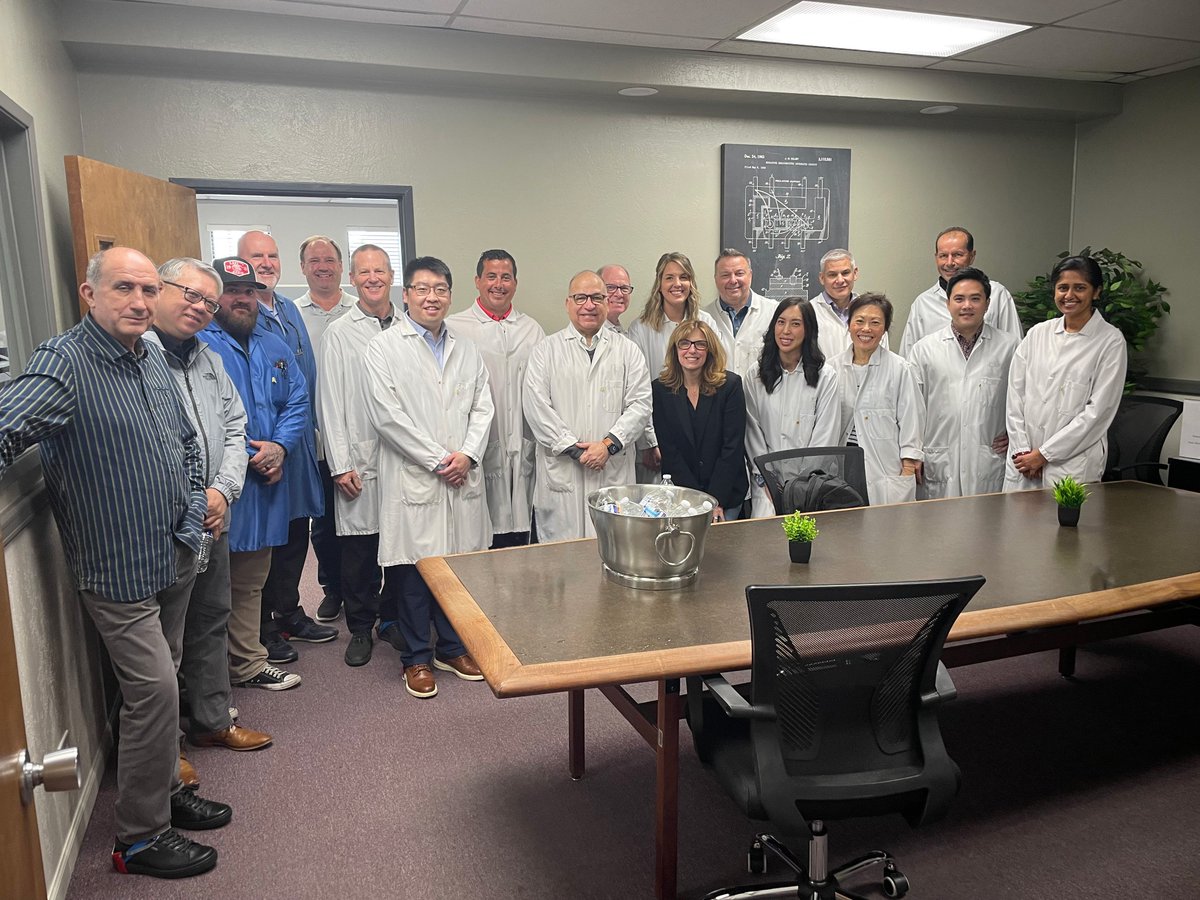Emerald_Tech_US's tweet image. Happy Friday from our senior leadership team! We wish you a fantastic long weekend.

#Friday #electronicsmanufacturing #teamworkmakesthedreamwork