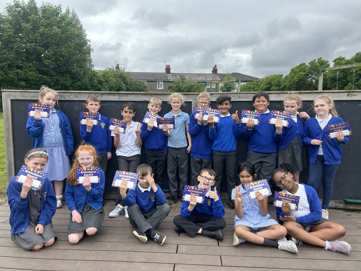 Class 3/4M tweet media