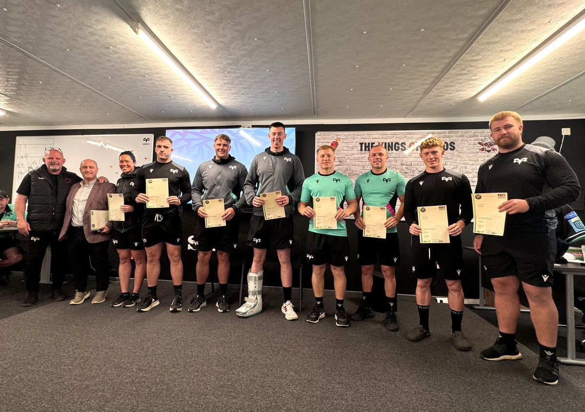 A big thank you to Phil McArdle, owner of @argiescoffee for presenting certificates to the next line of @ospreys baristas who attended his barista school recently. ☕️ 👏🏼