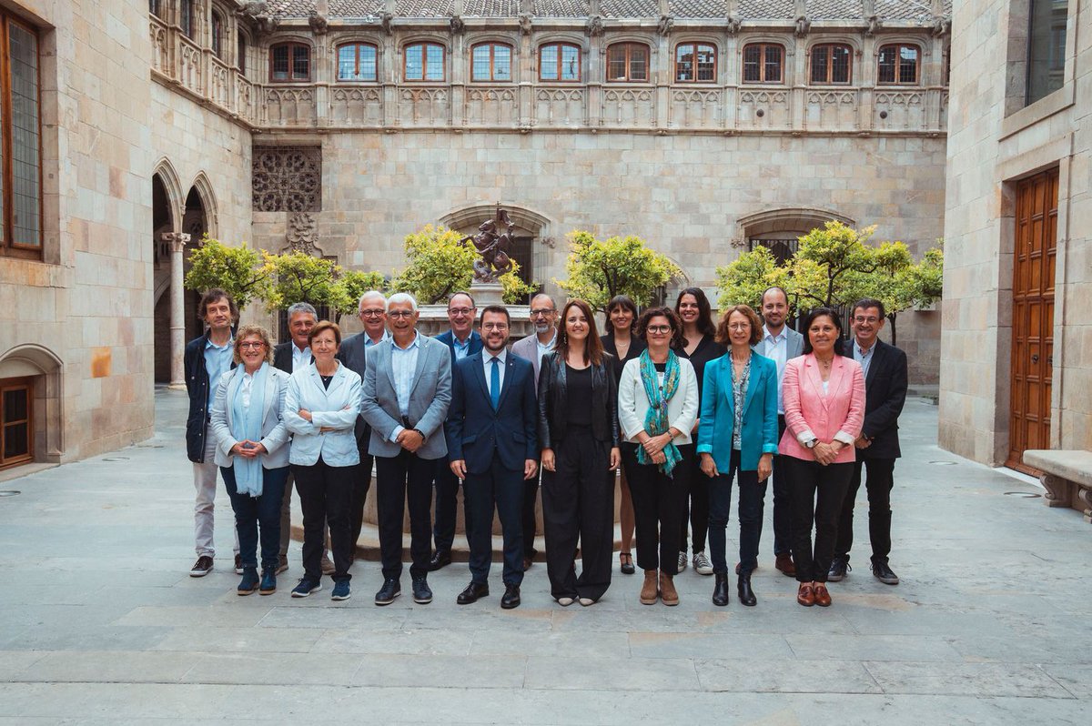 Avui amb el President @perearagones hem repassat la feina feia aquest any i mig. Un orgull i un honor formar part del seu govern i encapçalar un equip brillant com el que tenim a @salutcat. Gràcies per l'oportunitat i per creure en la transformació del sistema de salut!