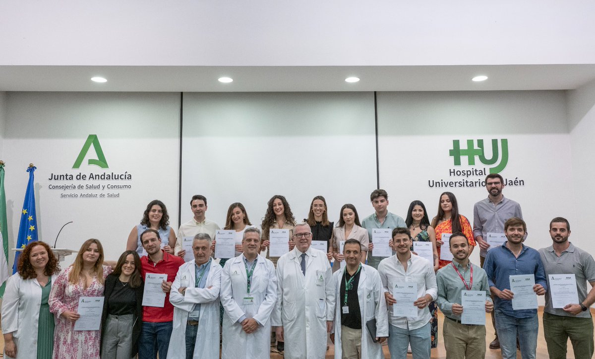 🔷Los 19 residentes formados en el @HospitalJaen finalizan su aprendizaje 🌐hospitaljaen.es/los-19-residen…