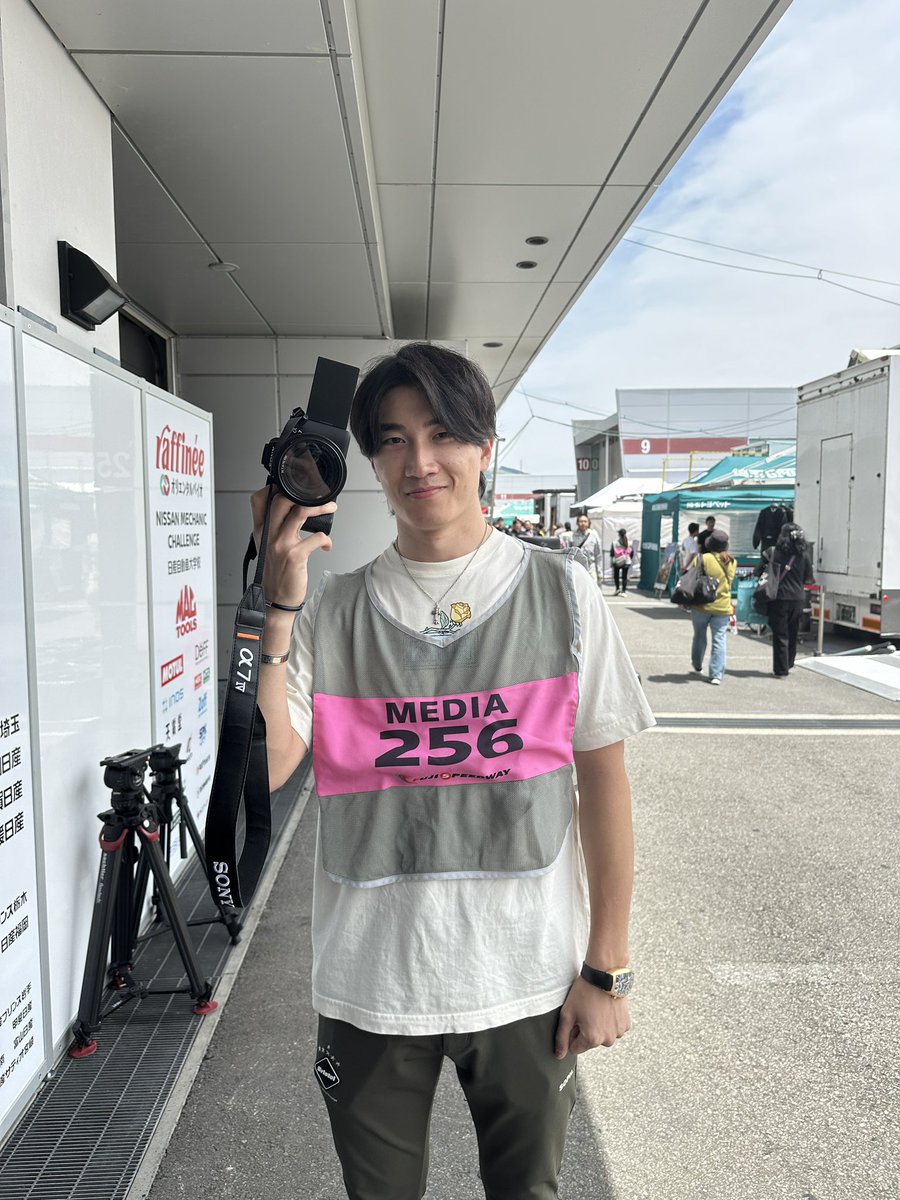 Super耐久 富士24時間レース🇯🇵

大塚さん富田さんのお陰で明日はクラスポールからスタート出来ます。

チーム一丸となり襷を繋いで良いレースを🐢

応援よろしくお願いします！

📸：メディアの方 #まきふぉと　@tadasuke0628 
ありがと✌️

#Super耐久
#teamzeroone