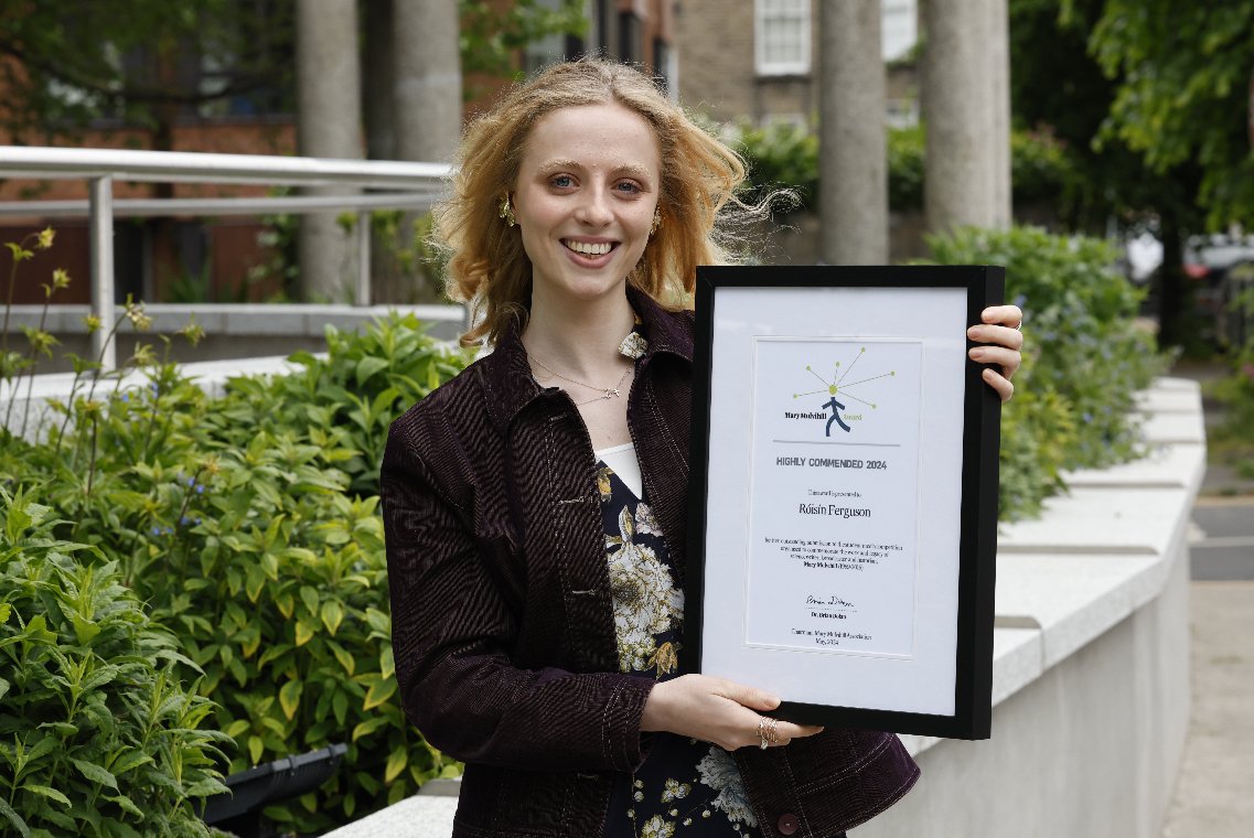 Congratulations to Róisín Ferguson, who has just completed a degree in @tcdgenmicro, in winning the highly commended award in this year's Mary Mulvihill science media competition for third level students.