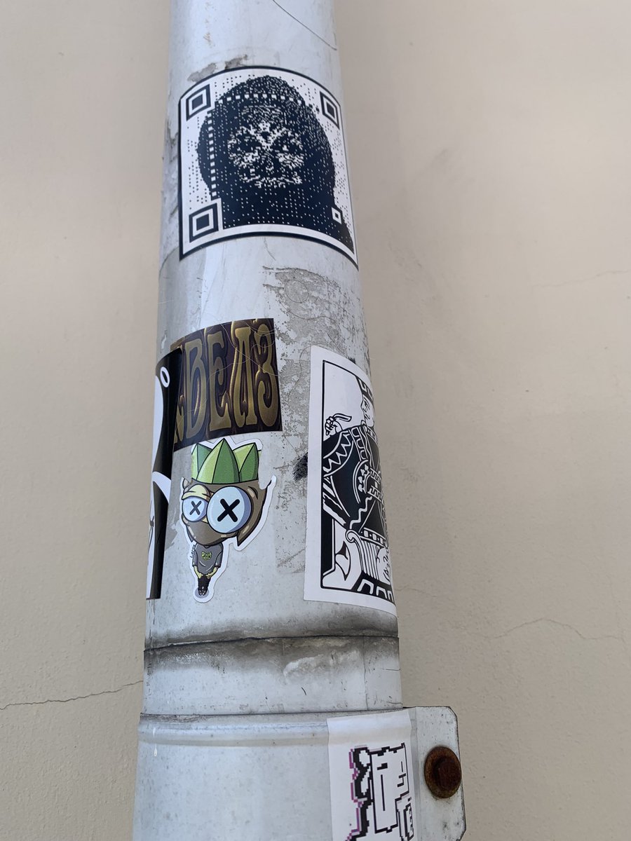 geefrog's tweet photo. Msk #streetart https://t.co/zUcN20IJPz