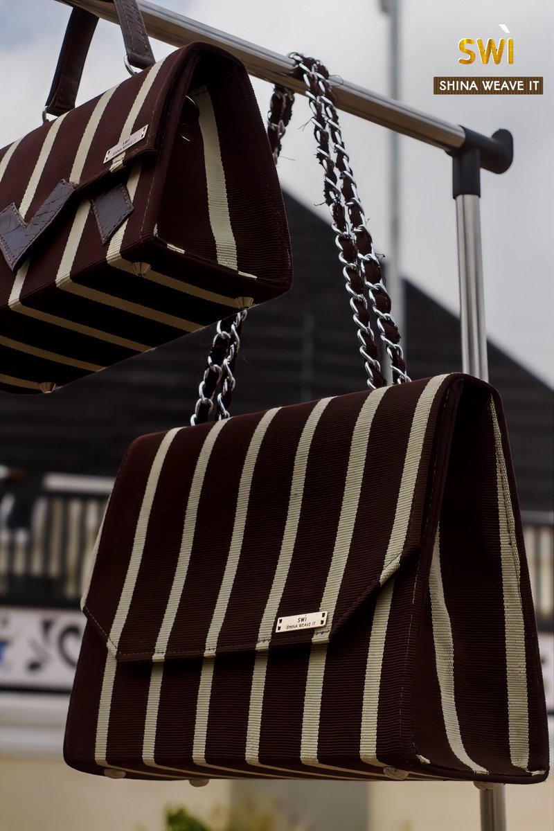 shinaweaveit's tweet photo. In a world full of fast fashion, Shinaweaveit brings you exquisite, handcrafted woven clothing that tells a story of art and sustainability. 

@hojayvibes 📸
#shinaweaveit 
#shweaveit
#weaving #asooke #asookevendor 
#handmade #handmadecrafts #handmadebag #handbag #womanstyle https://t.co/R6XiH4H3Nw
