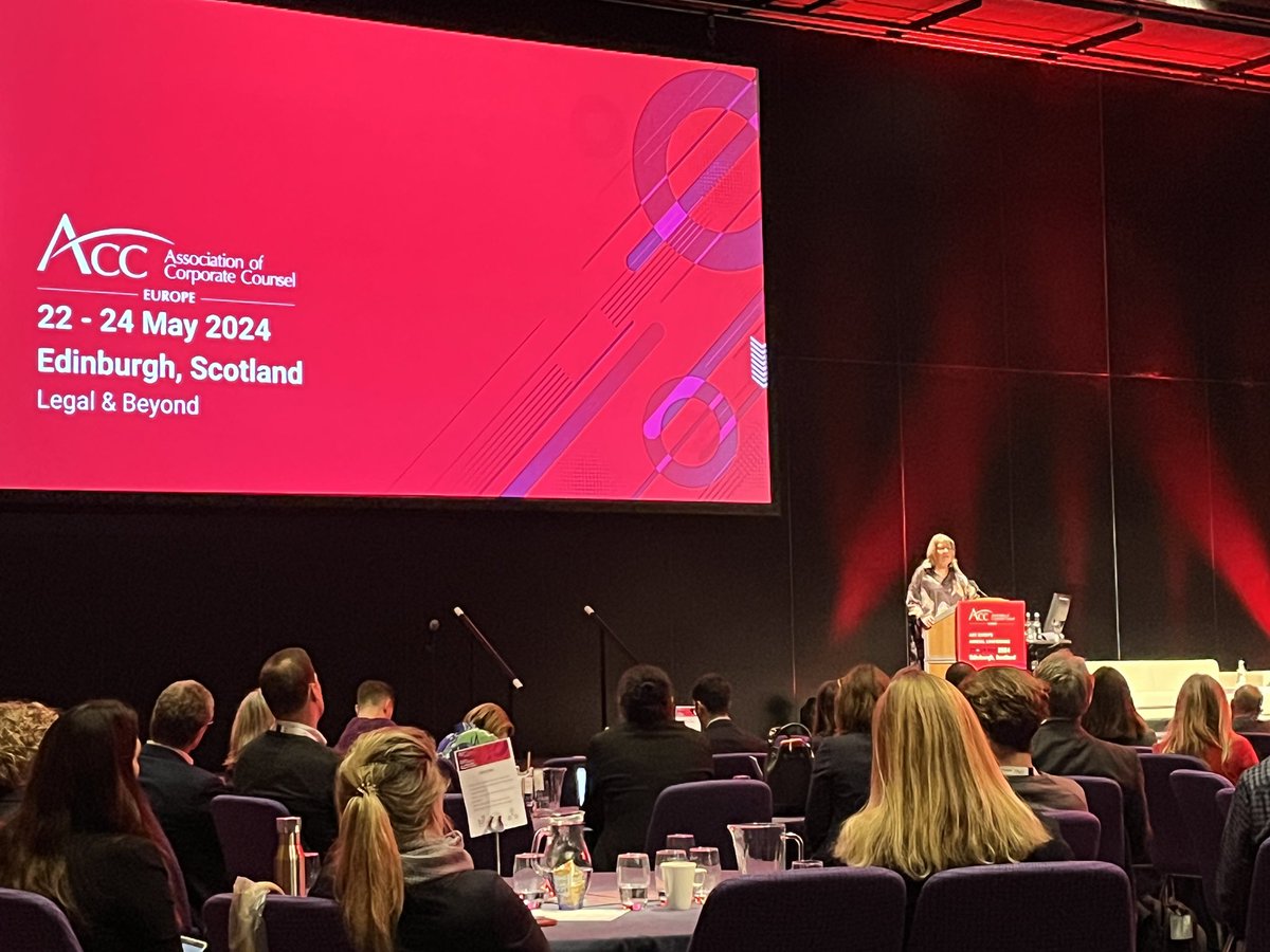 Liz Walker tweet media