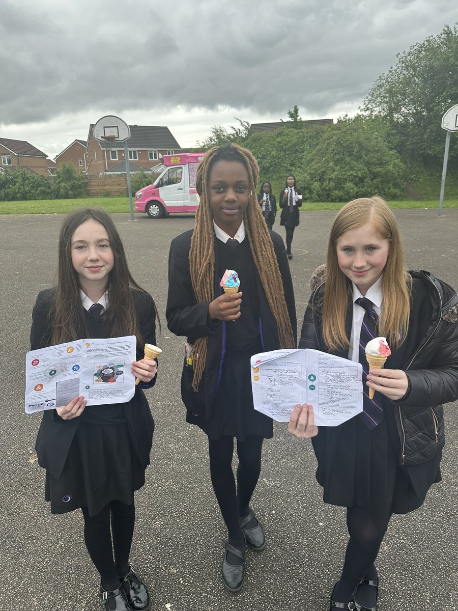laurenbm90's tweet photo. What an amazing week focussing on Metacognition and the 5 pillars of learning β¨ Over 600 ice creams awarded for outstanding application to #MetaMay @OutwoodHaydock https://t.co/KoEqU1e09S