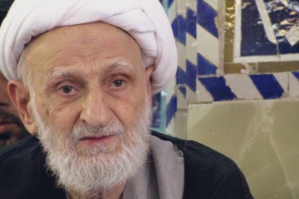 Self-reflection Are we serious in achieving Imam #Mahdi's (aj) satisfaction? 'Woe to the person whom Hazrat Hujjat (atfs) knows that he is careless in achieving the approval and satisfaction of His Holiness.' Ayatollah #Bahjat (ra)
