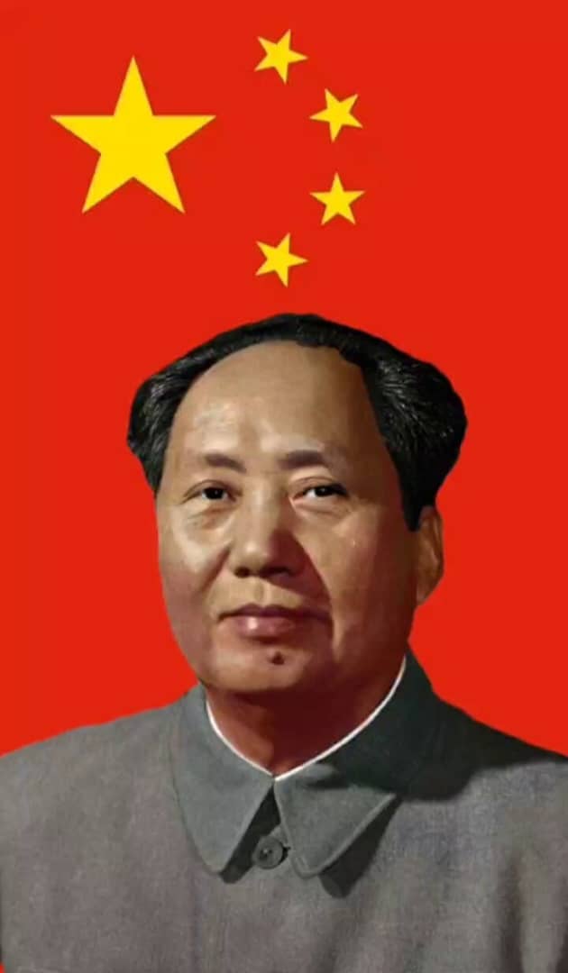 'Pero el liberalismo rechaza la lucha ideológica y propugna una paz sin principios, dando origen a un estilo decadente y vulgar, que conduce a la degeneración política a algunas organizaciones y miembros del Partido y demás colectividades revolucionarias.' Mao Tse Tung.⭐