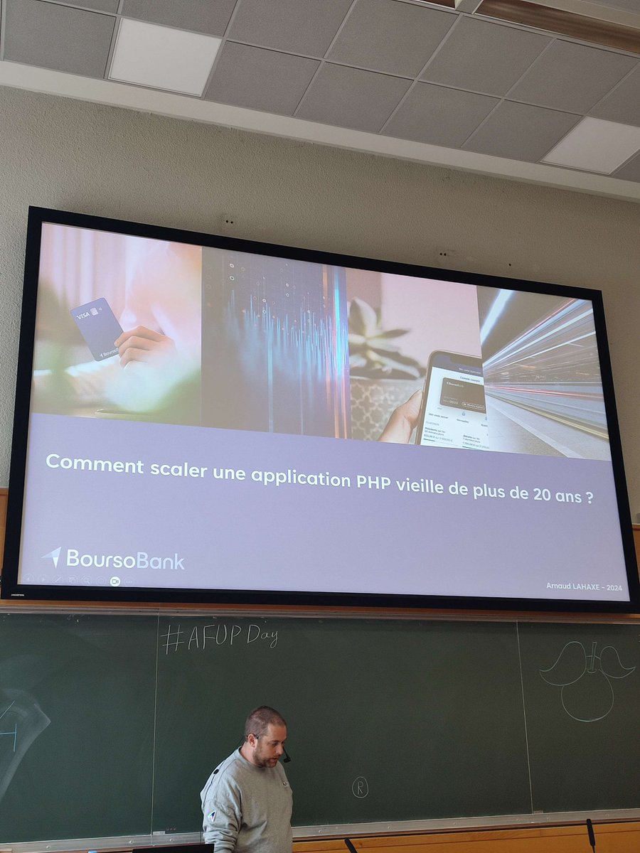 Darkmira tweet media