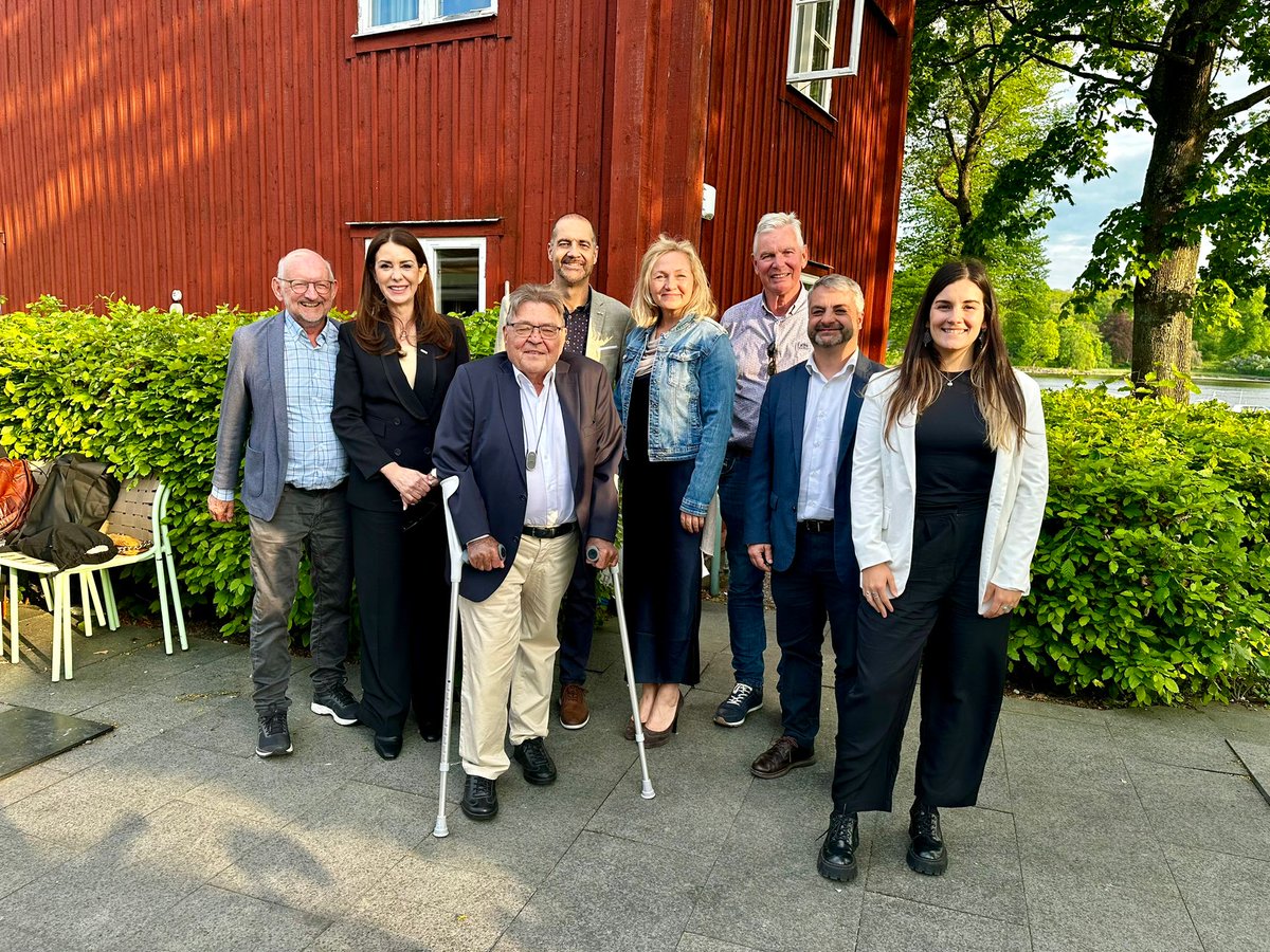 The EKPF board of directors has met 🫱🏻‍🫲🏽 in Stockholm at the ERA Congress. They have also taken the time to meet  👥and discuss 🗣️ the organization's next strategic steps. This meeting has been a great opportunity to share ideas, set new goals 🎯, and strengthen our mission.