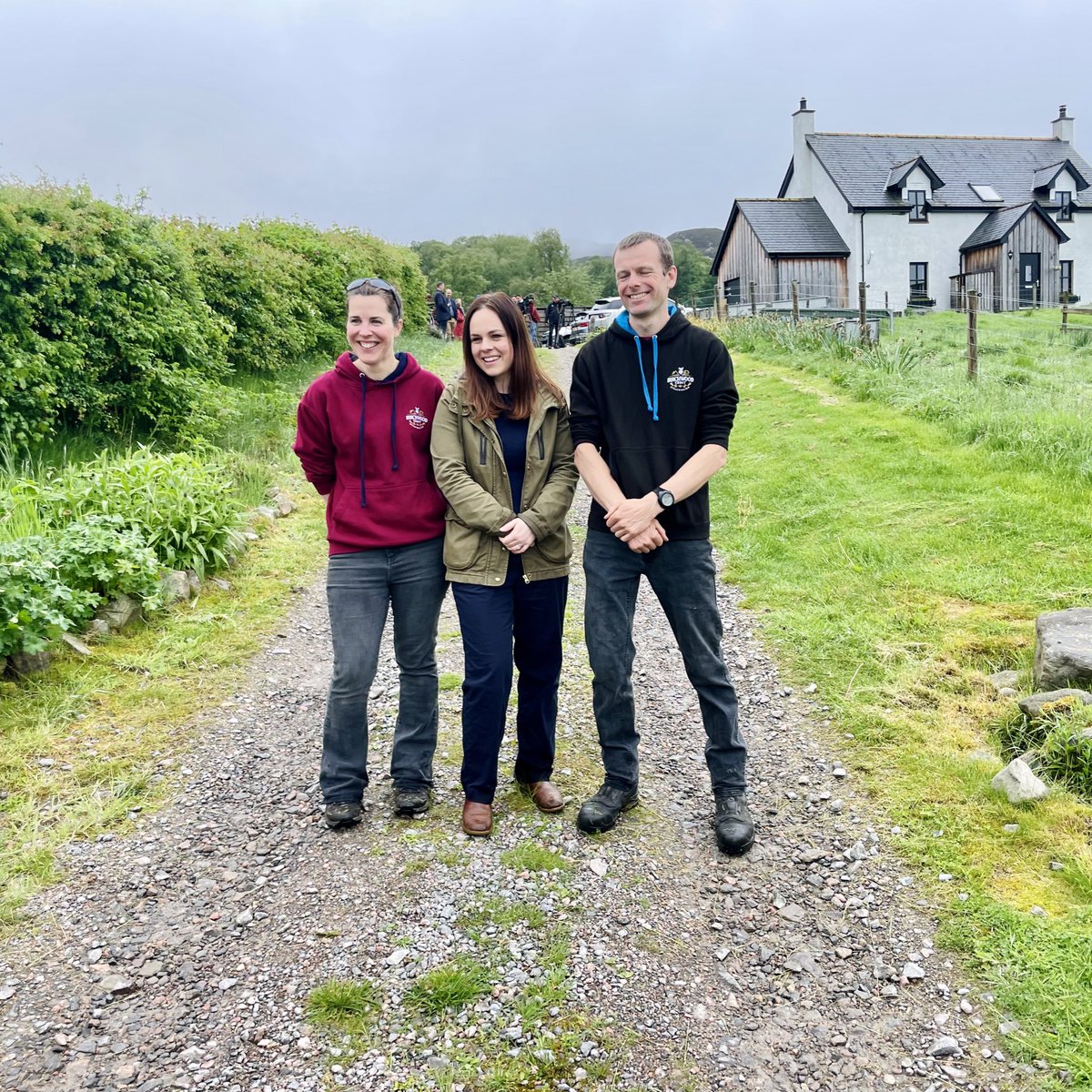 _sarahmasson's tweet photo. Lovely day for @KateForbes to visit Birchwood Croft and highlight how only @theSNP can be trusted to put rural Scotland first.  

From Brexit to the cost of living crisis - Scotland’s rural communities have been failed by Westminster.

Vote SNP to put Scotland's priorities first. https://t.co/zHXNJ88oU5
