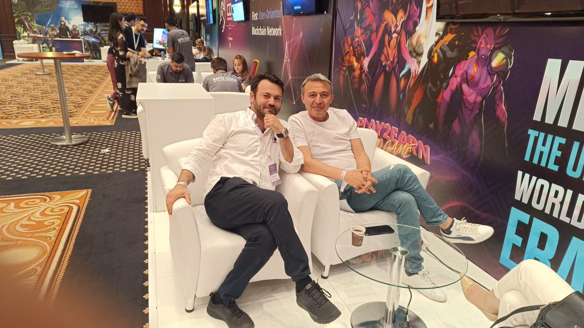 _TheCaptain___'s tweet image. Dostlar muhabbette;

Konu Fan tokenlar 

#blockchainx