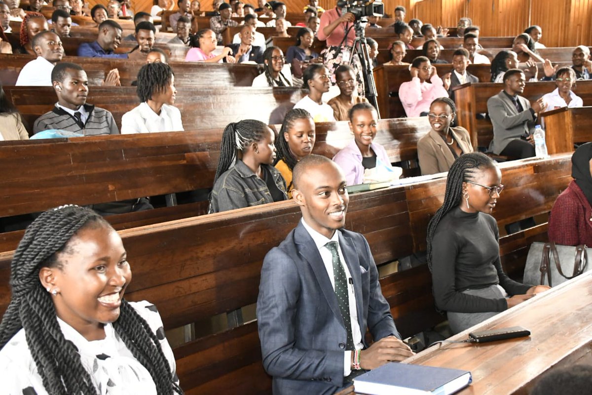 Don't try to fit in to maintain the status quo,' says Hon. Justice Philomena Mwilu, encouraging young advocates to stand out for justice. @uonbi @Kenyajudiciary @uonlspa #weareUoN #DiscourseatUoN