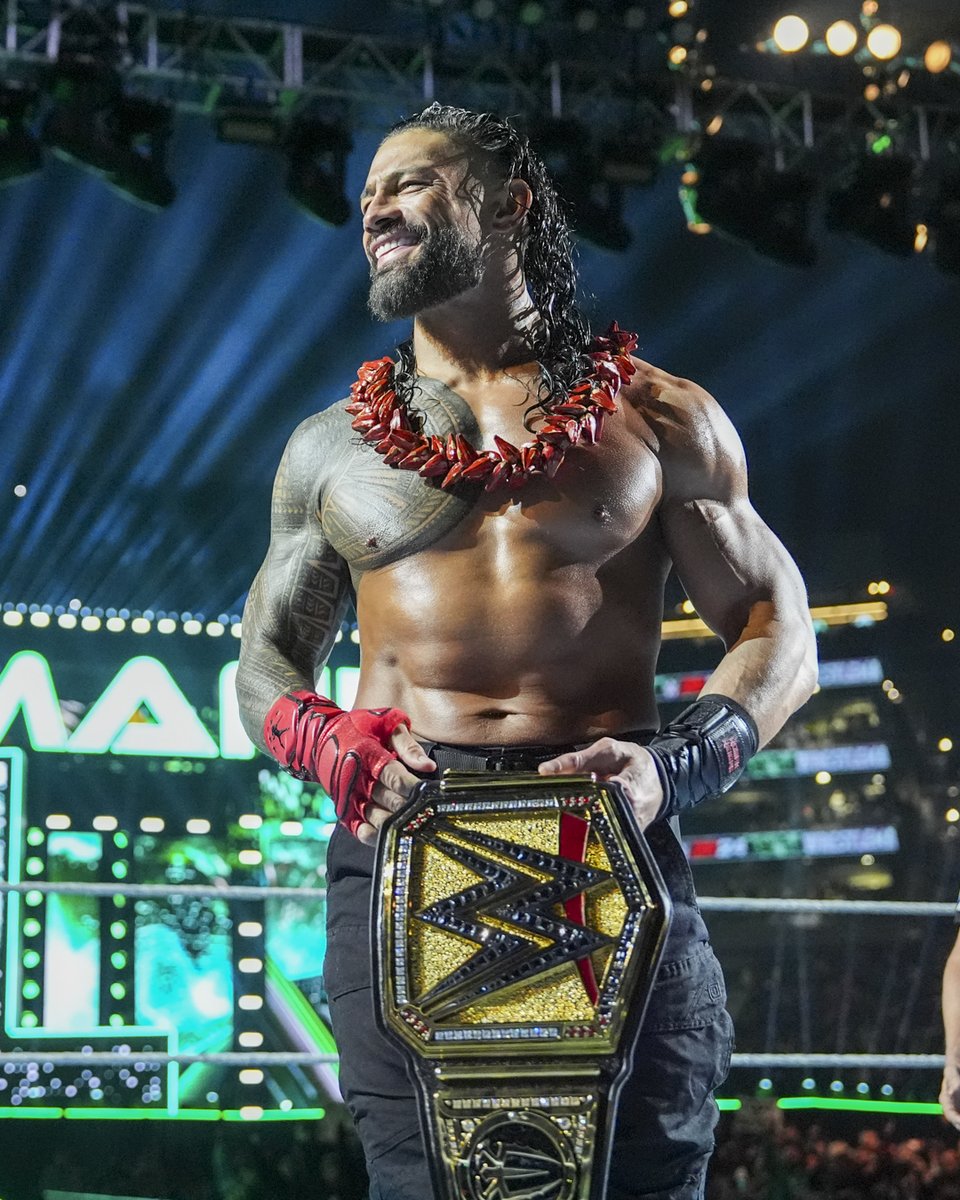 WWEespana's tweet photo. Histórico. Legendario. Incomparable. Inigualable. Único.
1⃣☝️🩸🏅
Feliz cumpleaños, @WWERomanReigns. Te estamos esperando. https://t.co/YJSV1S6MLZ