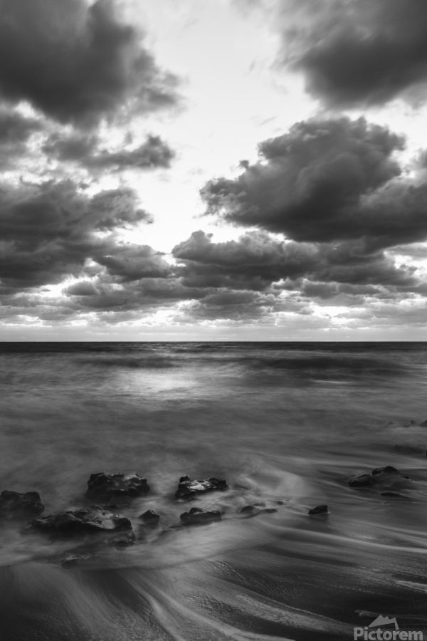 Photography from Florida can bring a dramatic flair to any living space. #artists #artinspo #artsanity #artforthewin #artlife #originalartwork #artfeed #lifeofanartist #expressiveart Please check the link for info and pricing details buff.ly/3QDBIMs