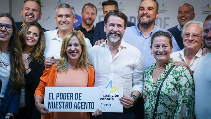 Con @CarlosislaUE, en Bruselas se hablará canario. Él ya demostró en Cabildo de lo que es capaz de hacer, pruebas palpables de lo que ganó #PuertodelaCruz. Con el recuerdo de 2019, el #9junio vota @coalicion, vota #CarlosAlonso, vota #Canarias🇮🇨👣💥🏴󠁧󠁢󠁳󠁣󠁴󠁿💦 #EleccionesEuropeas🇪🇺