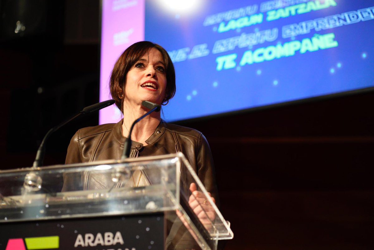 metxebarria_vg's tweet photo. 🤝 El #emprendimiento y la #innovación fueron ayer protagonistas en la jornada central de @alavaemprende, el EkinDay. ¡Felicidades a todas las personas premiadas!
👏 Zorionak eta eskerrik asko #EkinDay 2024 jardunaldira etorri zareten guztioi!
https://t.co/PAqbHBjxkD https://t.co/P60dUWsCWP