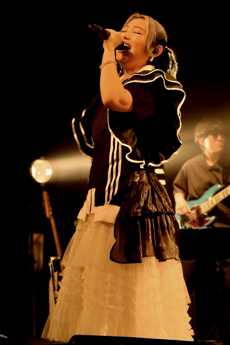 yoshipicchi's tweet photo. 素晴らしい歌唱力…

#柏木ひなた_enchantment 
#ひなたのライブ
#最高の一枚 https://t.co/zzvPeY2i9N