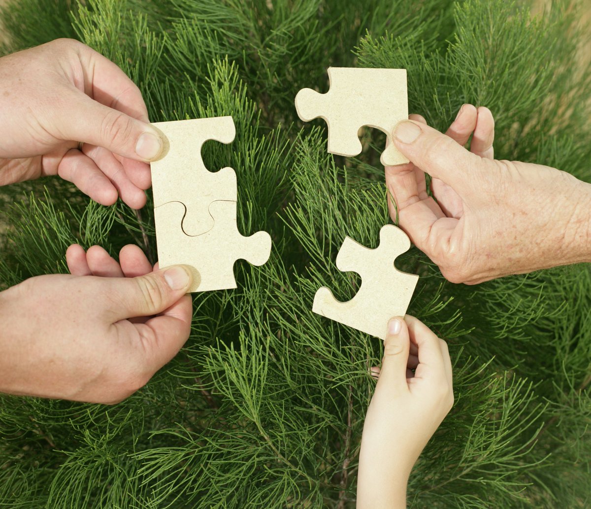 Robin Moore (@rmoorehmip) on Twitter photo A big thank you to <a href="/DrElStaples/">Dr Eleanor Staples</a> and <a href="/Jo_Staines/">Jo Staines</a> for this bulletin examining the supervision of care-experienced children within the youth justice system. It is clearly highlighted how many agencies have crucial roles to play in supporting positive development and outcomes A big thank you to <a href="/DrElStaples/">Dr Eleanor Staples</a> and <a href="/Jo_Staines/">Jo Staines</a> for this bulletin examining the supervision of care-experienced children within the youth justice system. It is clearly highlighted how many agencies have crucial roles to play in supporting positive development and outcomes