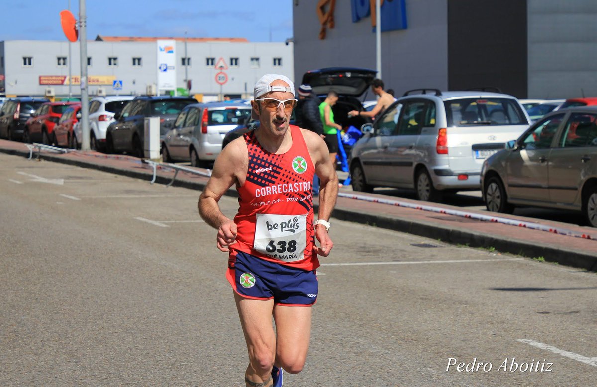 MariUncilla's tweet photo. GANA SI PUEDES, PIERDE SI TIENES QUE HACERLO, PERO NUNCA RENUNCIES.

📸@pedroaboitiz 

#elpendo #camargo #10kelpendo #castrourdiales #10kmcastrourdiales #correcastro #running #run10k https://t.co/ColpxGRW7k