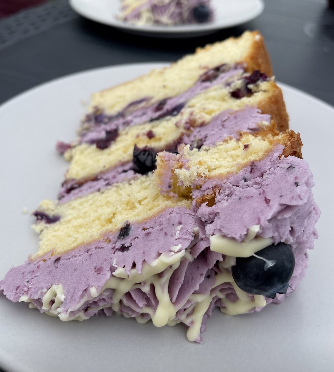 @DailyPicTheme2 The most amazing #mauve cake - blueberry & white chocolate from Blueberrys Cafe, Shanklin #IsleofWight