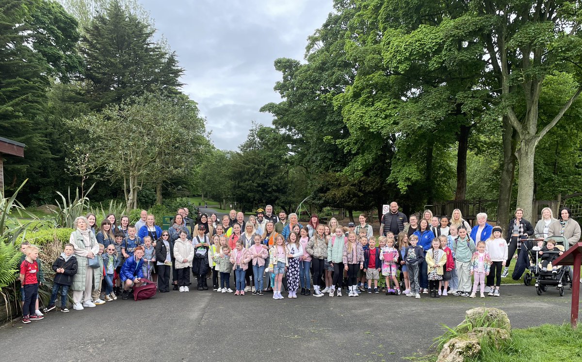 Day 5 of Walk to School Week: A fantastic turnout by our school community walking from Barnes Park each morning! Thank you all so much 👏💙 Walking to school offers so many benefits! #WalkToSchool #HealthyHabits