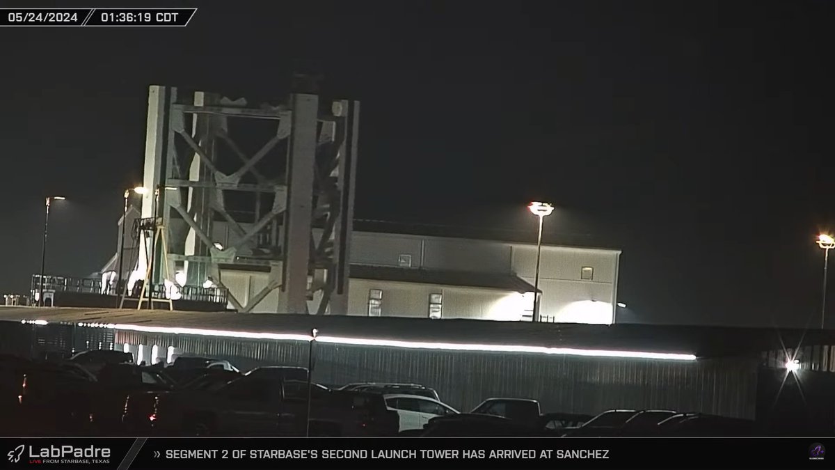 Good morning, Starship fans! The parade is coming to an end - for now. Tower segment six has been moved to the Sanchez OLIT staging area tonight. @LabPadre 's Rover Cam captured the arrival of S6. I hope Rover won't be gone for too long... 🧵1/n