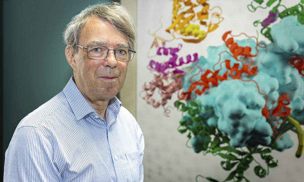 Stephen Cusack, former Head of EMBL Grenoble and renowned structural biologist, recounts some of the lessons he’s learned as he embarks on his next adventure.

Read about his thoughts on structural biology and his scientific vision:
embl.org/news/people-pe…

#EMBL50