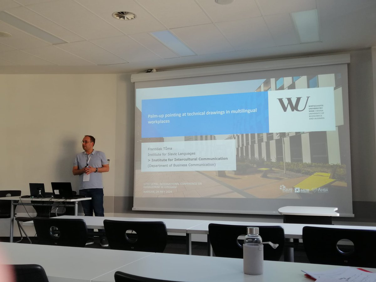 Nadine Thielemann (@nthielem) on Twitter photo Fascinating presentation by <a href="/tuma_frantisek/">František Tůma</a> on multimodal intercultural communication in craftmen's workplaces! We need more research within multimodal CA to learn about the role of embodied resources in intercultural business communication and their enabling of collaboration! Fascinating presentation by <a href="/tuma_frantisek/">František Tůma</a> on multimodal intercultural communication in craftmen's workplaces! We need more research within multimodal CA to learn about the role of embodied resources in intercultural business communication and their enabling of collaboration!