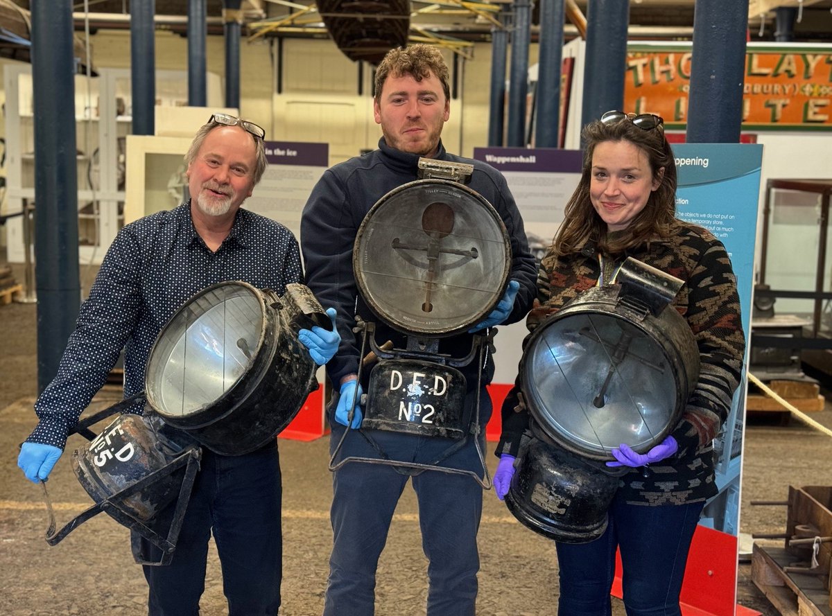 #FridayFeeling: We are delighted that three ‘Tilley’ lamps stolen from the National Waterway Museum Ellesmere Port have been recovered thanks to the keen eye of one of the charity’s volunteers, who spotted the lamps for sale on eBay. ow.ly/sHOk50RTINy