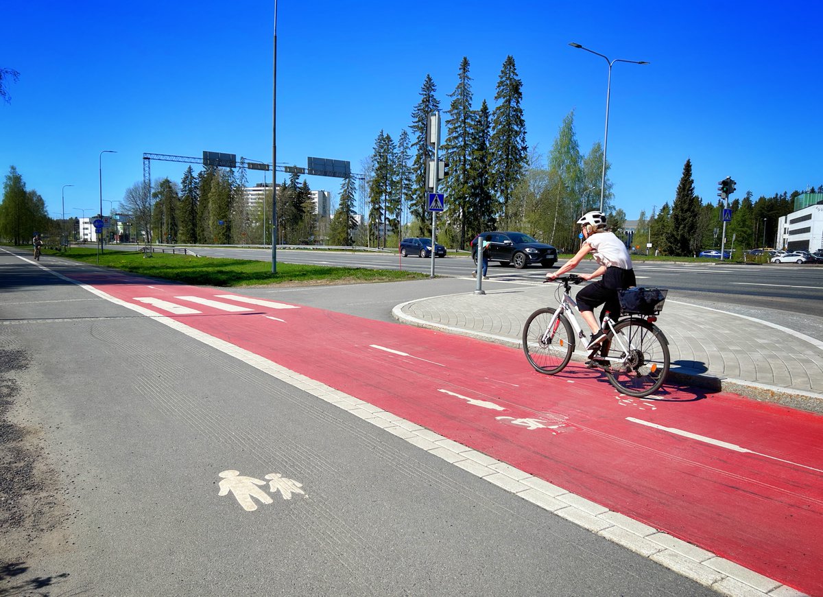 🚴 Mikä ihmisiä liikuttaa? ▶️ Polkupyörä ei ole vain kulkuväline, vaan mahdollisuus kokea ympäristö uudella tavalla. Lue lisää Tampereen Teiskontien jalankulku- ja pyöräilyväylän parantamisesta uutiskirjeen jutusta: ely-keskus.fi/uutiset-2024/-…