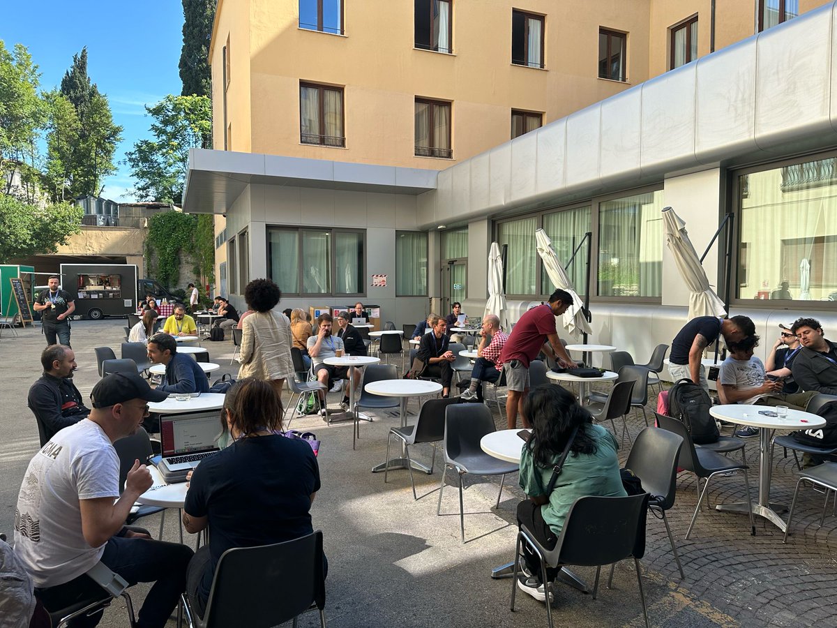 cheukting_ho's tweet image. #PyConIT2024 folks, I will be here today after lunch for the #PyReject #PyO3 workshop, come to me if you want to learn 👍🏻 #Rust experience not required