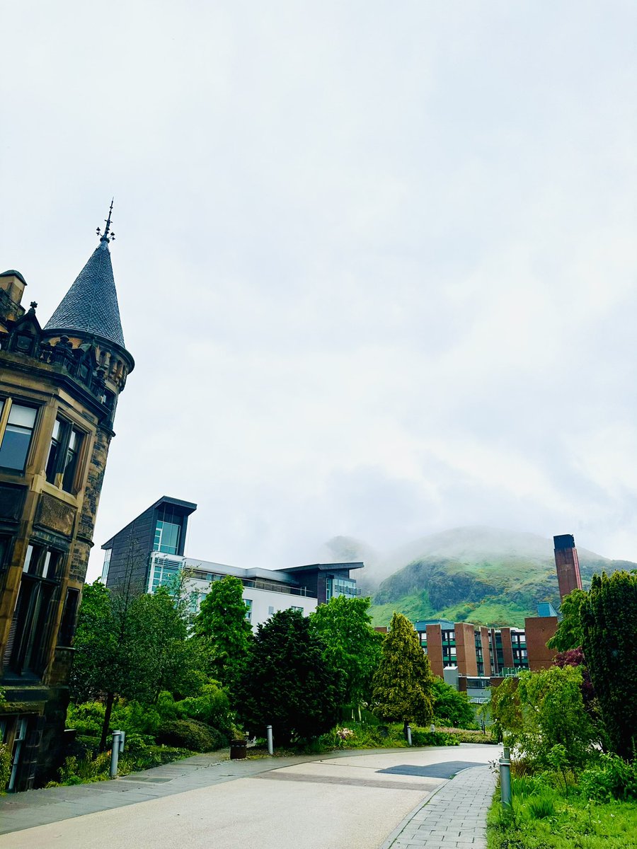 Ben (@benjbw) on Twitter photo Thrilled up to be up in Edinburgh to chat all things #ECMO at the <a href="/EdCriticalCare/">ECCRG (also on Blue Sky)</a> “What’s new in ICU?” Study Day today! 🏴🫁 <a href="/Ed_CritCare_On/">RCPE/UoE Edinburgh Critical Care Online</a> <a href="/GSTT_ICU/">Guy's & St Thomas' NHS Trust Critical Care</a> Thrilled up to be up in Edinburgh to chat all things #ECMO at the <a href="/EdCriticalCare/">ECCRG (also on Blue Sky)</a> “What’s new in ICU?” Study Day today! 🏴🫁 <a href="/Ed_CritCare_On/">RCPE/UoE Edinburgh Critical Care Online</a> <a href="/GSTT_ICU/">Guy's & St Thomas' NHS Trust Critical Care</a>