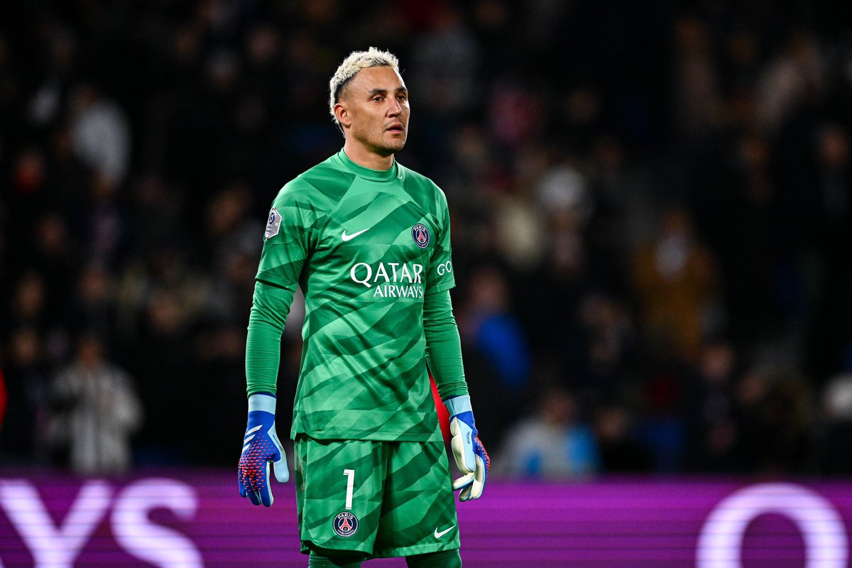 ActuFoot_'s tweet photo. 🚨 OFFICIEL ! Keylor Navas prend sa retraite internationale ! 🇨🇷👋 https://t.co/hn8aDFqjBb