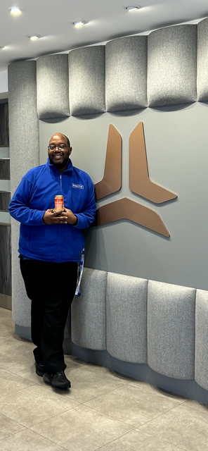 TriGateoffices's tweet image. Happy Smiling tenants, Thanks to @theworkperk and @thatcherscider 😍 @_smarteducation #theworkperk #thatcherscider #trigateoffices #cheers